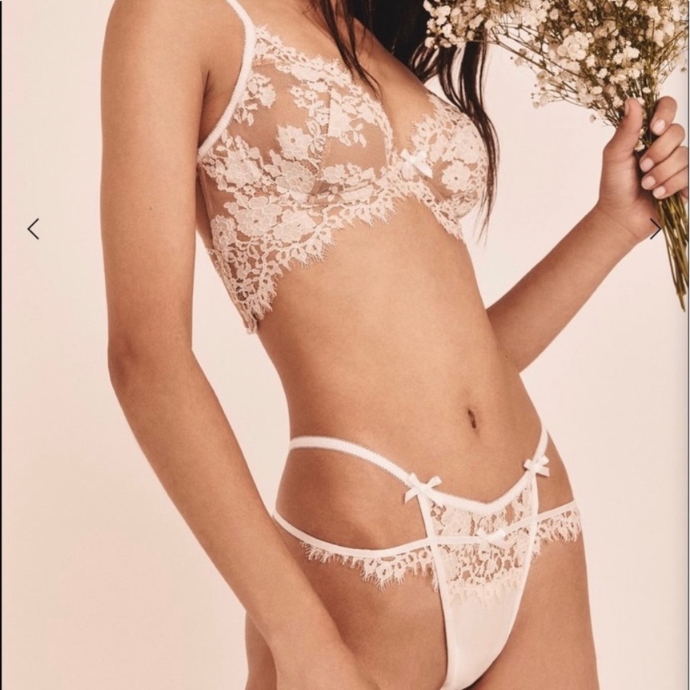 For love and lemons Faye Set